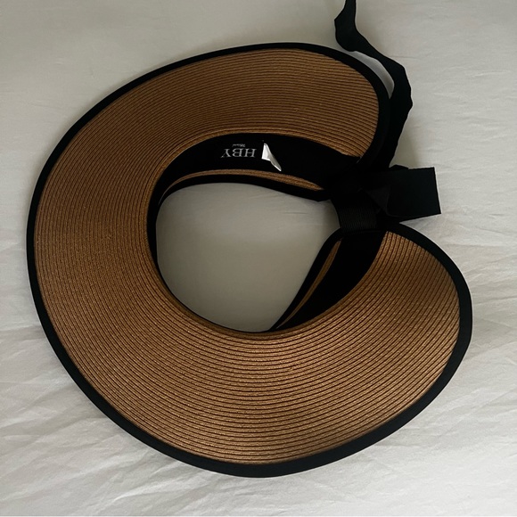 Visor Hat with Ribbon - Picture 2 of 3